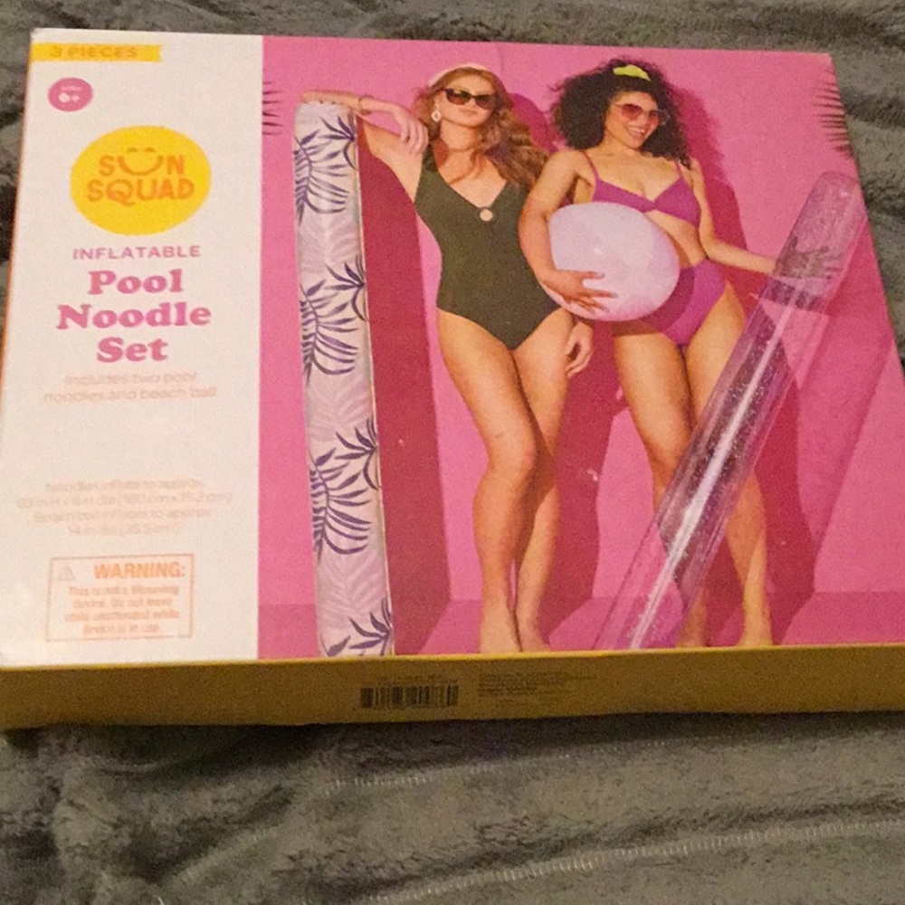 Sun Squad Inflatable Pool Noodle Set: Two Pool Noodles and Beach Ball New in Box